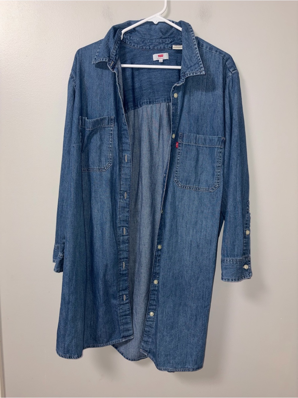 Levi’s Denim Button Up Collared Utility Shirt Women’s 2X 18/20 Fits Small